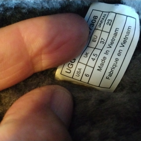 UGG BOOTS ALTAS - Picture 9 of 9